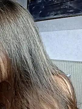 Olivia_OliV from StripChat is Freechat