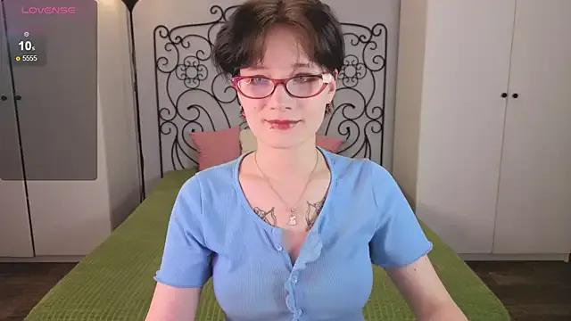 oliviafairy1 from StripChat is Freechat