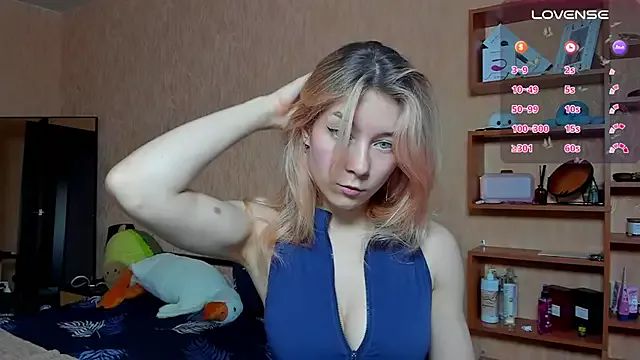 OliviaMur from StripChat is Freechat