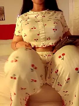 Try girls webcam shows. Sweet cute Free Performers.