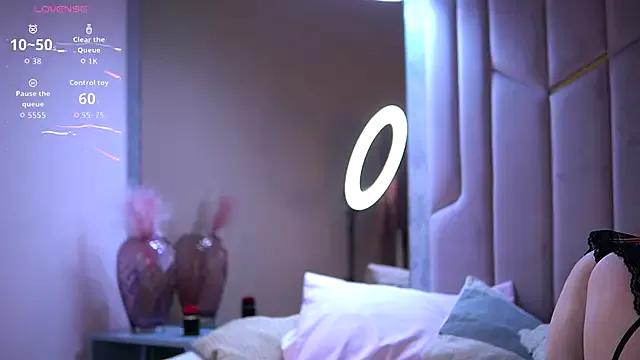 OrchidElysia from StripChat is Freechat