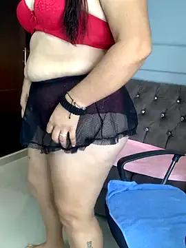 Orianabluee_ from StripChat is Freechat