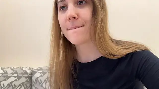 Group oypo on StripChat