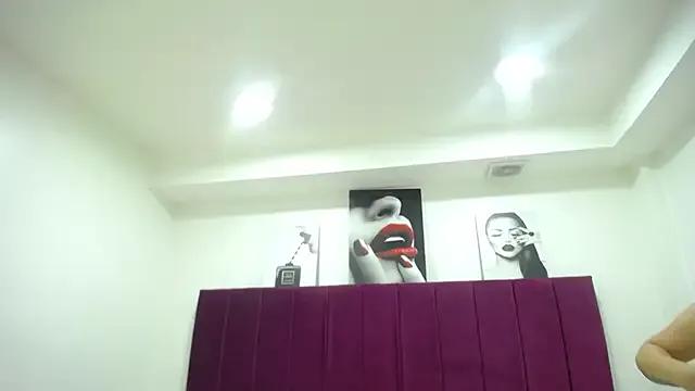 Try girls webcam shows. Sweet cute Free Performers.