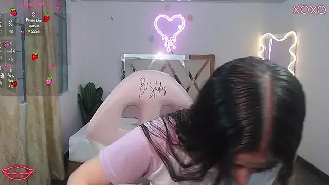 Try girls webcam shows. Sweet cute Free Performers.