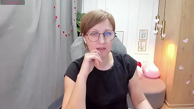 Try girls webcam shows. Sweet cute Free Performers.