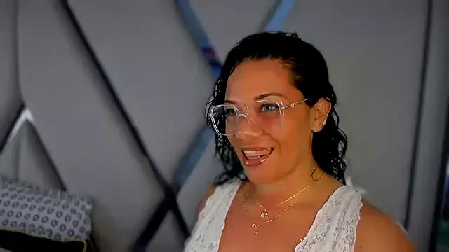 Try girls webcam shows. Sweet cute Free Performers.