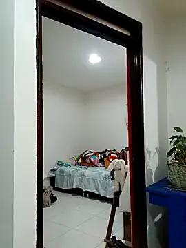 PaulinaLondra2 from StripChat is Freechat