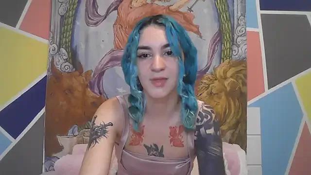 Peetitefairy from StripChat