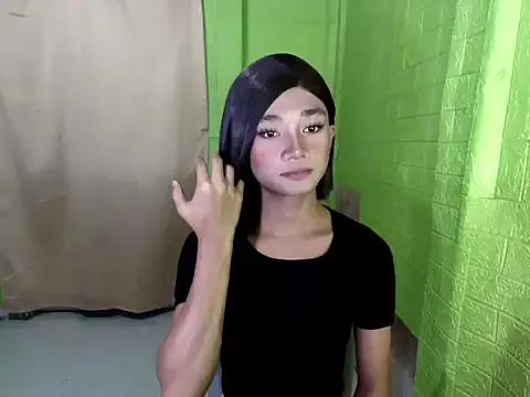 Petite_HugeCock from StripChat is Freechat
