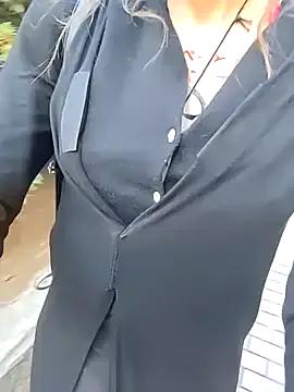 pink-mai from StripChat is Freechat