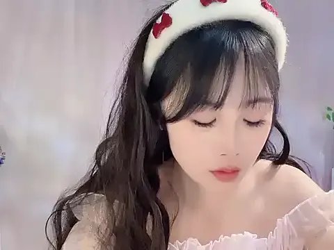 Try girls webcam shows. Sweet cute Free Performers.