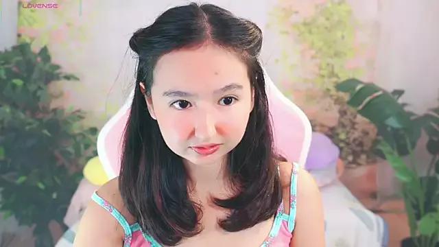 Pinkie_Princes from StripChat is Freechat