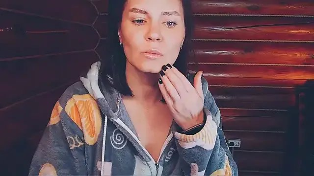 Try girls webcam shows. Sweet cute Free Performers.