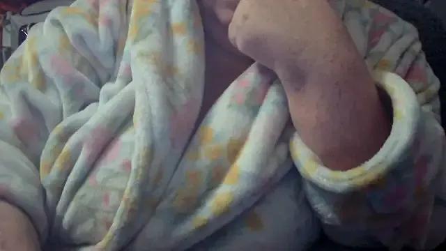 Playful_MILF_Demi from StripChat is Freechat