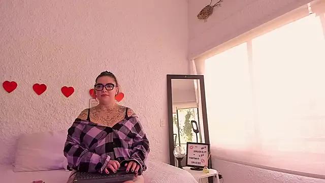 Poisson_ivy from StripChat