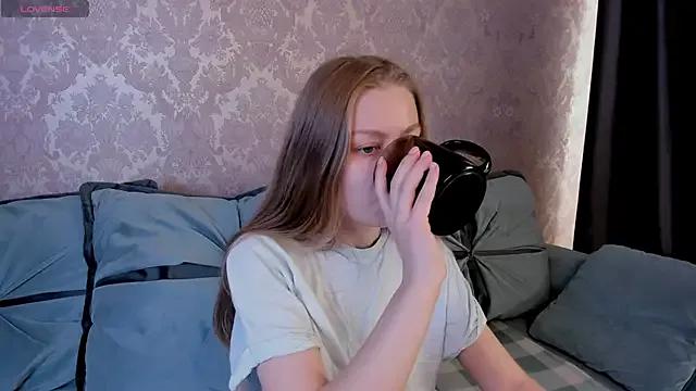 Try girls webcam shows. Sweet cute Free Performers.