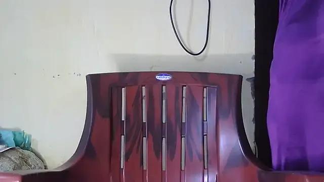 Pooja-suman from StripChat is Freechat