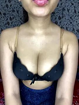 Pretty_doll25 from StripChat is Freechat