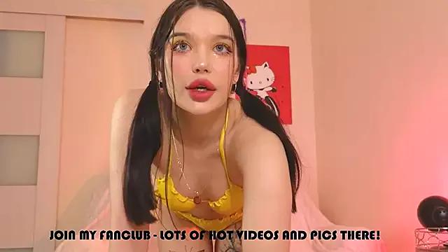 Try girls webcam shows. Sweet cute Free Performers.