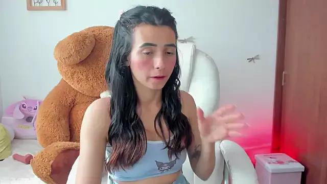 princessluna_19 from StripChat is Freechat