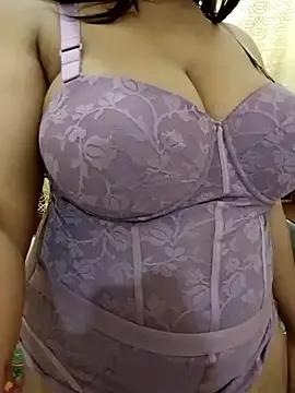 Pussycatstar from StripChat is Freechat