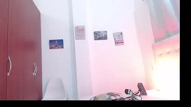 Try girls webcam shows. Sweet cute Free Performers.