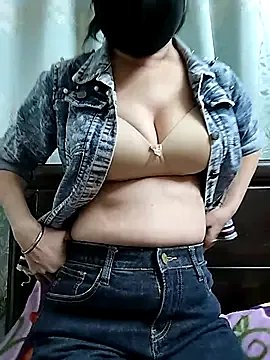 Queencandy736 from StripChat is Freechat