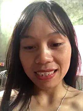 QuingLin from StripChat is Freechat