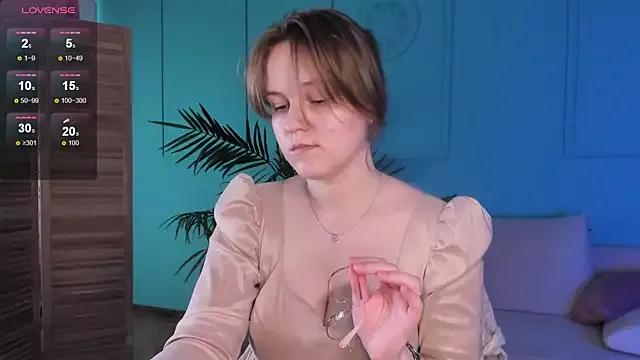 Try girls webcam shows. Sweet cute Free Performers.