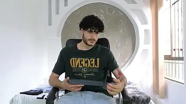 Rafael_Mendezz from StripChat is Freechat