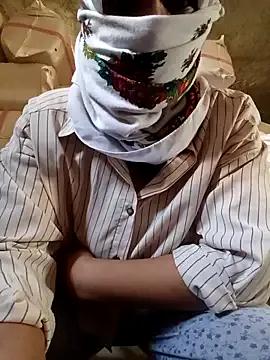 Raperin2545 from StripChat is Freechat