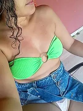 RaphinhaSanches from StripChat is Freechat