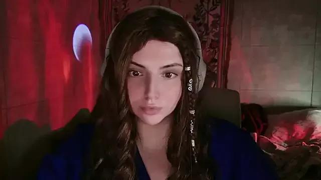 RavenRush from StripChat is Freechat