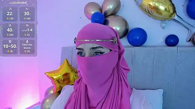Rawiya from StripChat