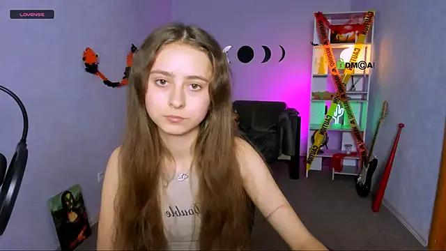 rebecca_smile from StripChat is Freechat