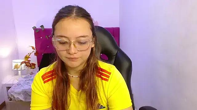 Try girls webcam shows. Sweet cute Free Performers.