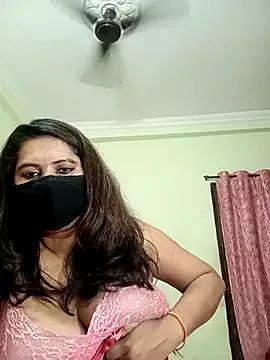 Reeta52 from StripChat is Freechat