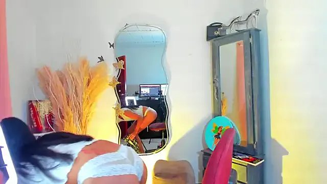 Try girls webcam shows. Sweet cute Free Performers.