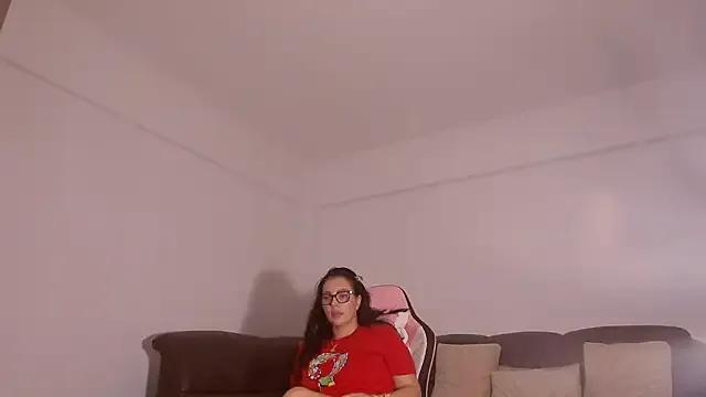 ReiyaRey from StripChat