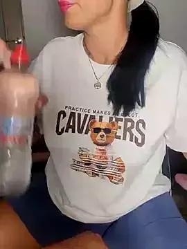 ReiyaRey from StripChat