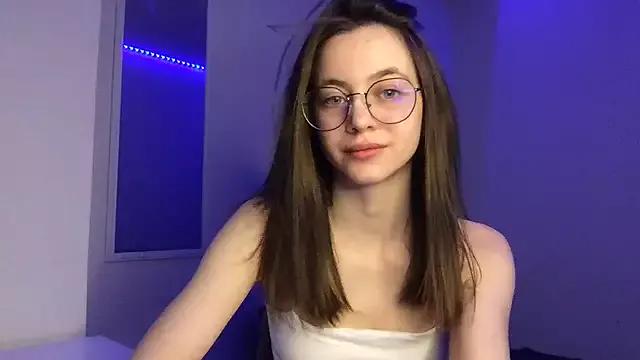 Try girls webcam shows. Sweet cute Free Performers.