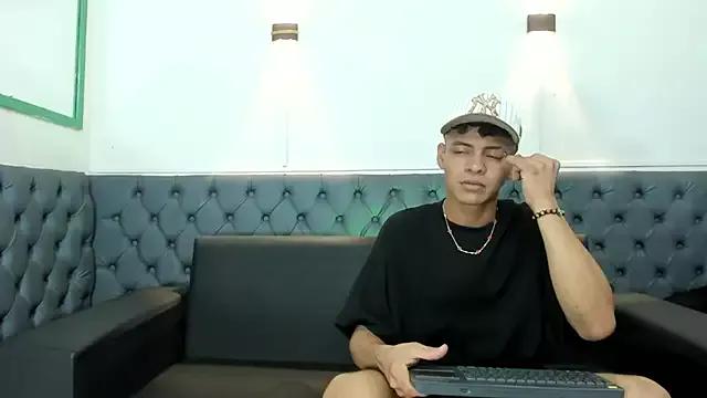 RickyMontes_ from StripChat is Freechat