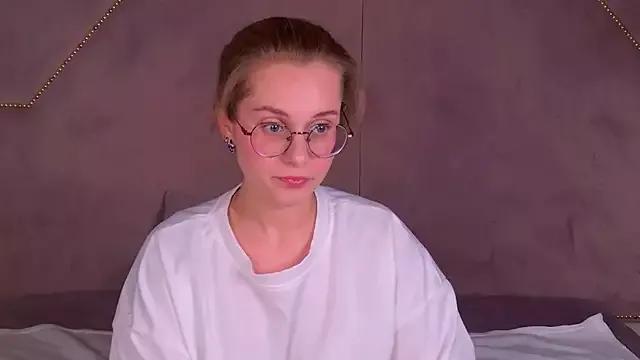 RileyMimicho from StripChat