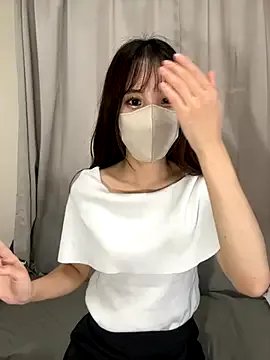 Group riri__nyan_o0 on StripChat