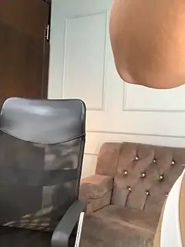 Rose_monroee from StripChat is Freechat