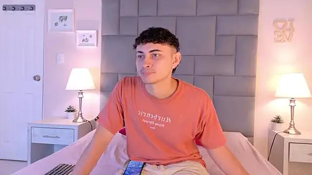 Rosse_and_mike from StripChat