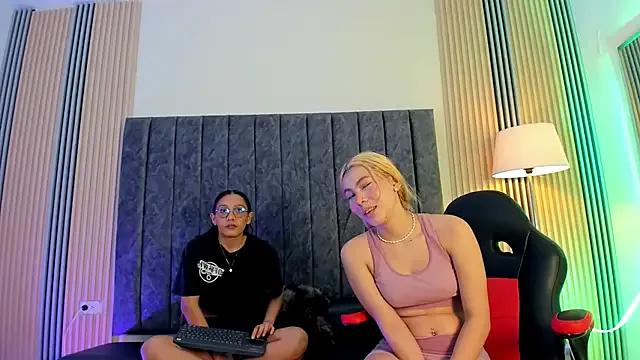 Rubby_lux from StripChat