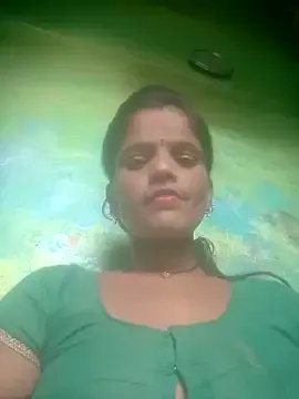 Freechat Rubi12A on StripChat