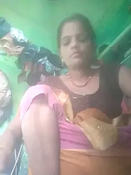 Freechat Rubi12A on StripChat